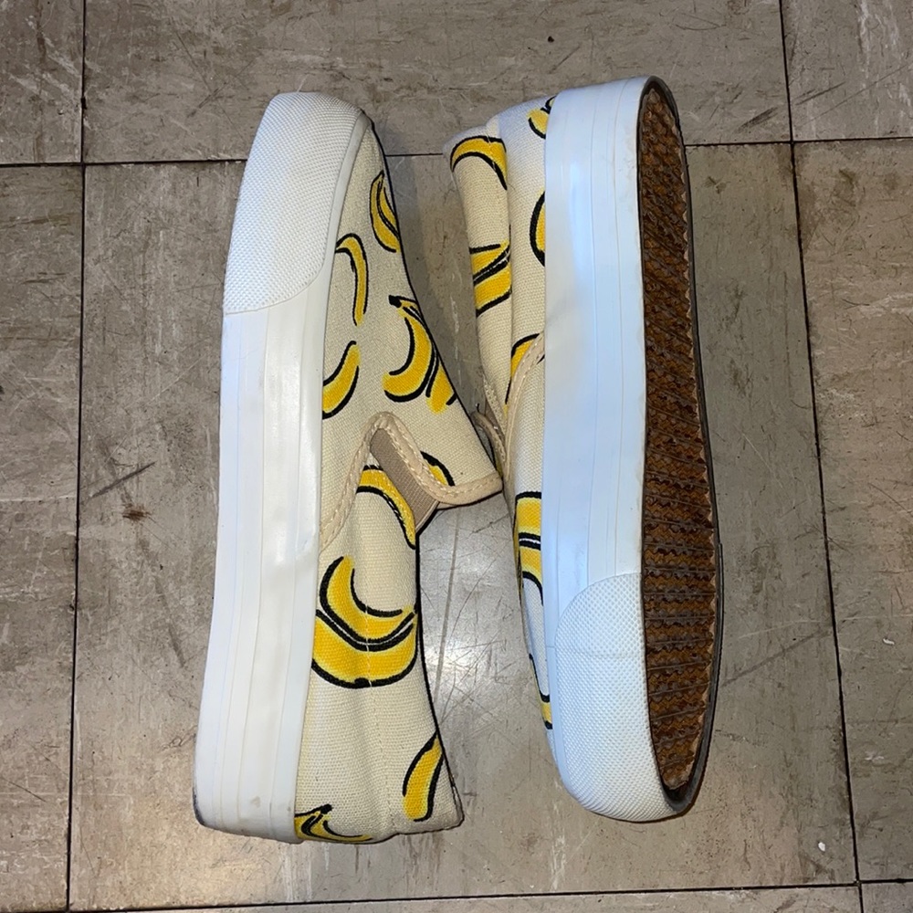 Banana Print Slide In Shoes-Size 10 - Picture 4 of 6